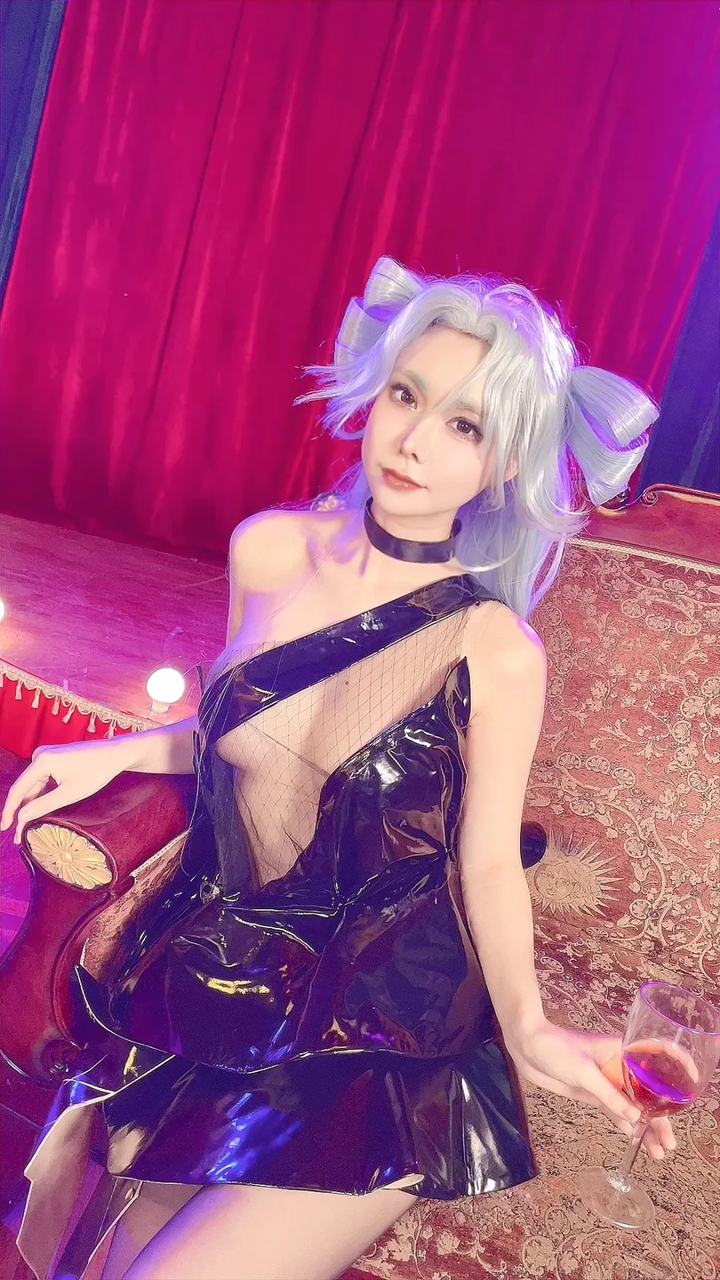 亚马逊鲶鱼 - PA15·香槟怪盗 [32P,2V-144MB] tg@simisebaisi 【丝足阁】032.webp